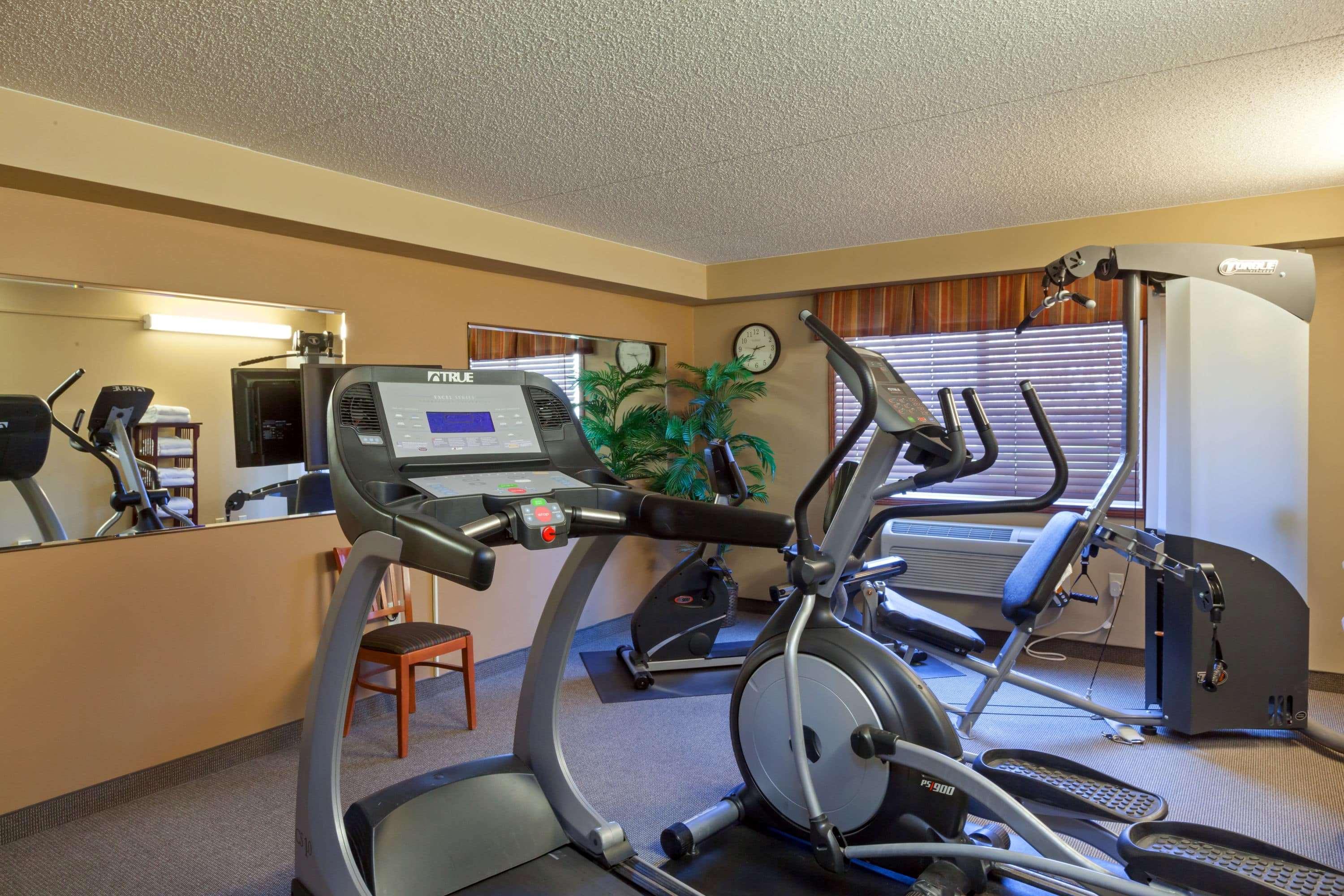 Americinn By Wyndham Valley City Conference Center Bagian luar foto