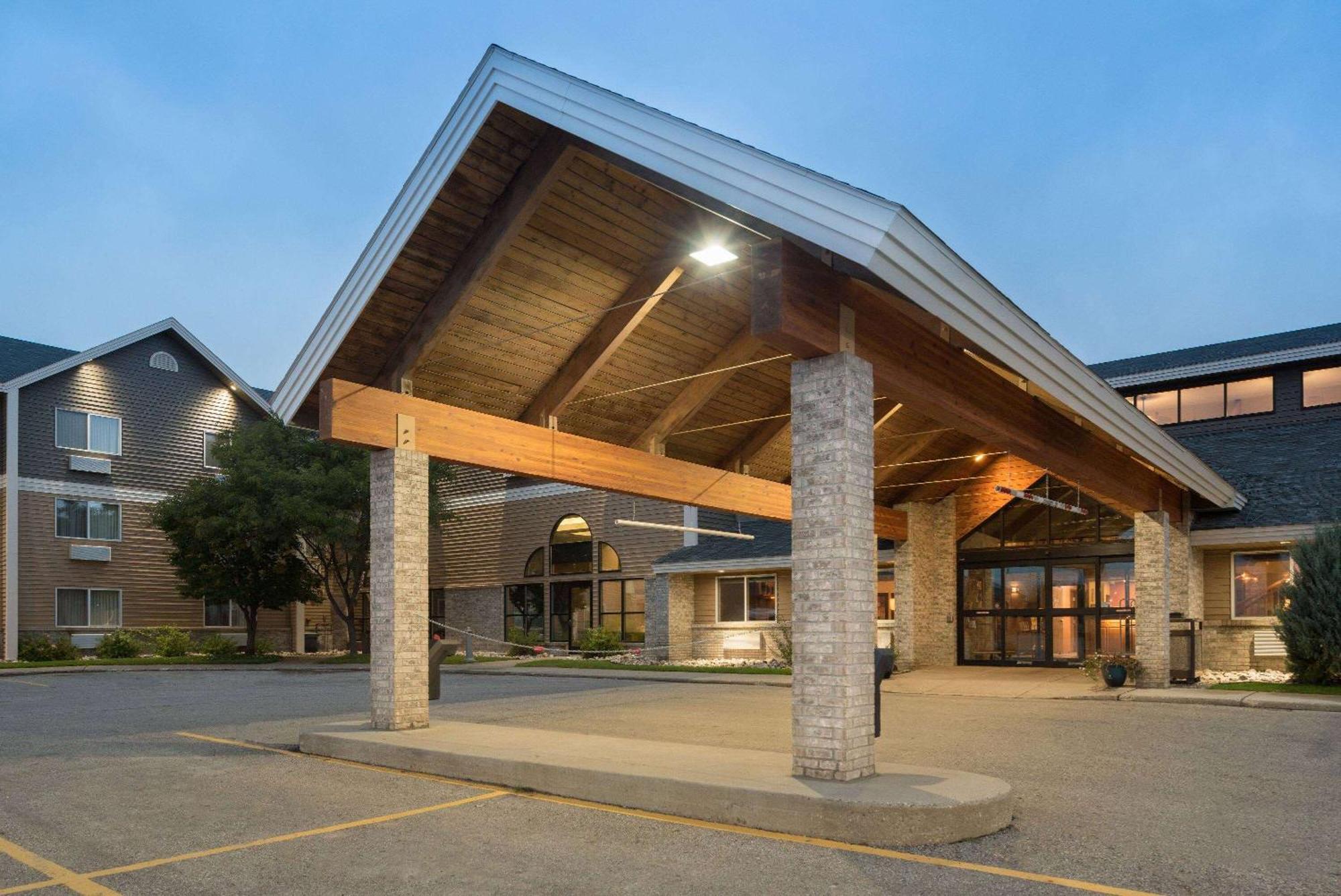 Americinn By Wyndham Valley City Conference Center Bagian luar foto