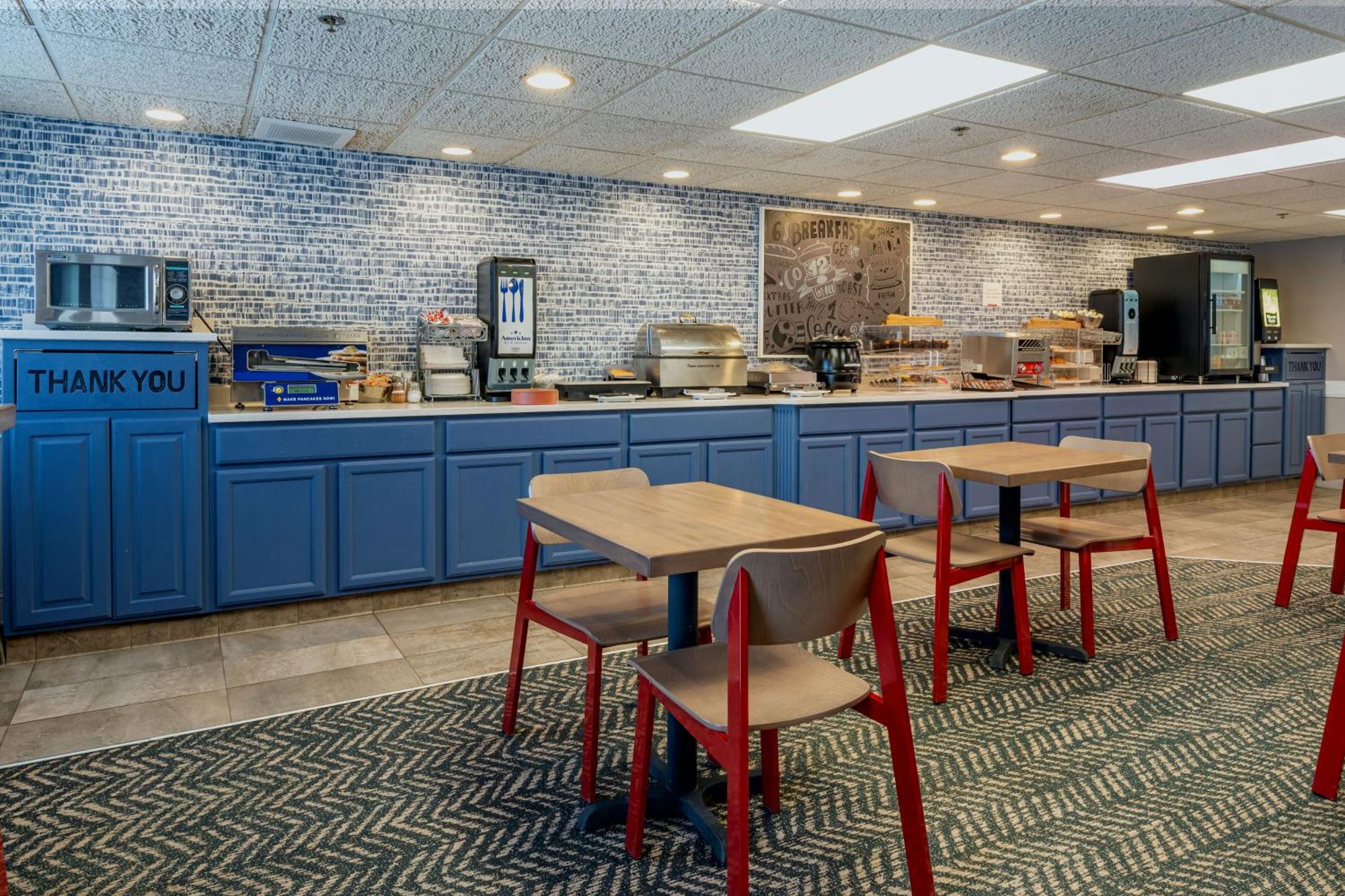 Americinn By Wyndham Valley City Conference Center Bagian luar foto