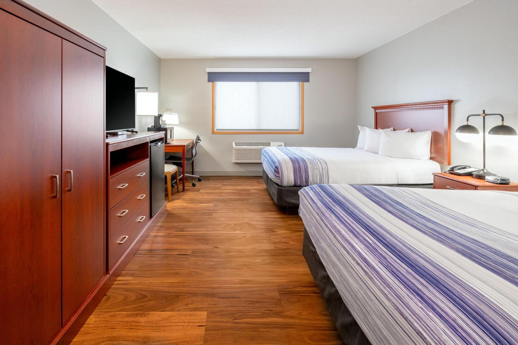 Americinn By Wyndham Valley City Conference Center Bagian luar foto